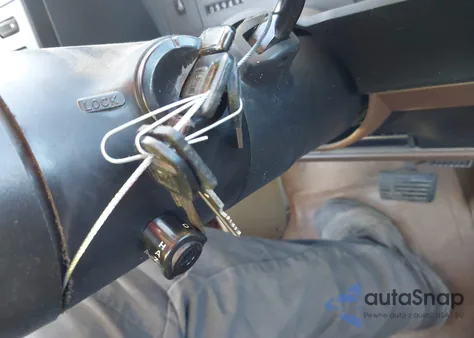 1986 Chevrolet S Truck S10 из США, поврежденный, VIN 1GCCS14R2G2104591